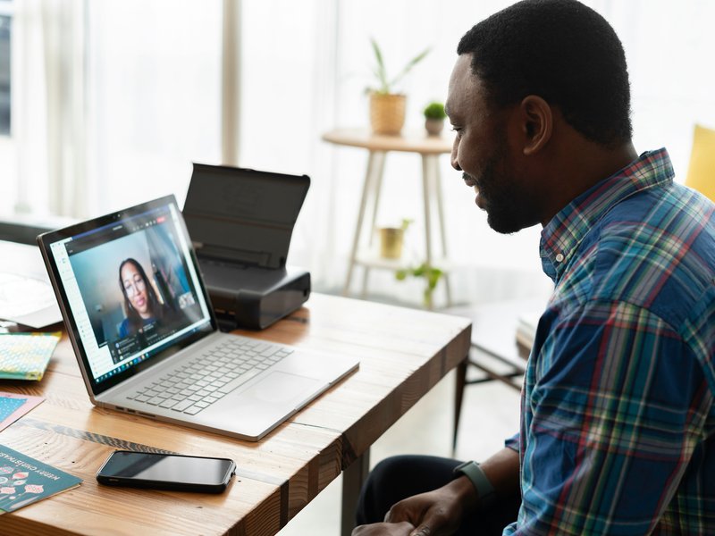 Photo de LinkedIn Sales Solutions sur Unsplash